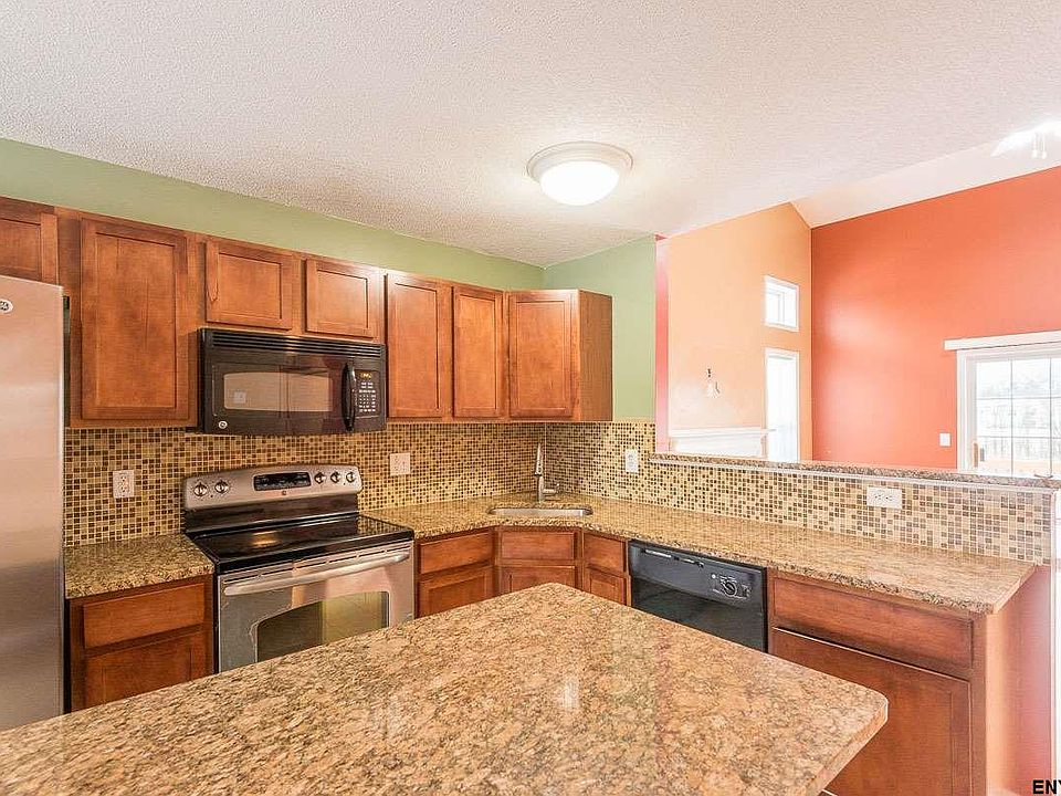 1st image of 37A Pointe West Dr