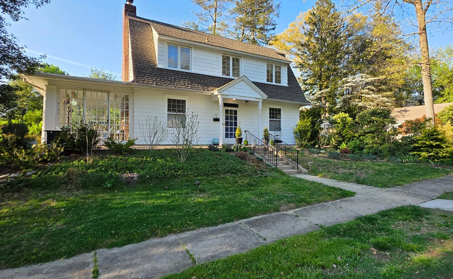 3 bed, 2.0 bath, 1985 sqft, $3,475 — Photo 2
