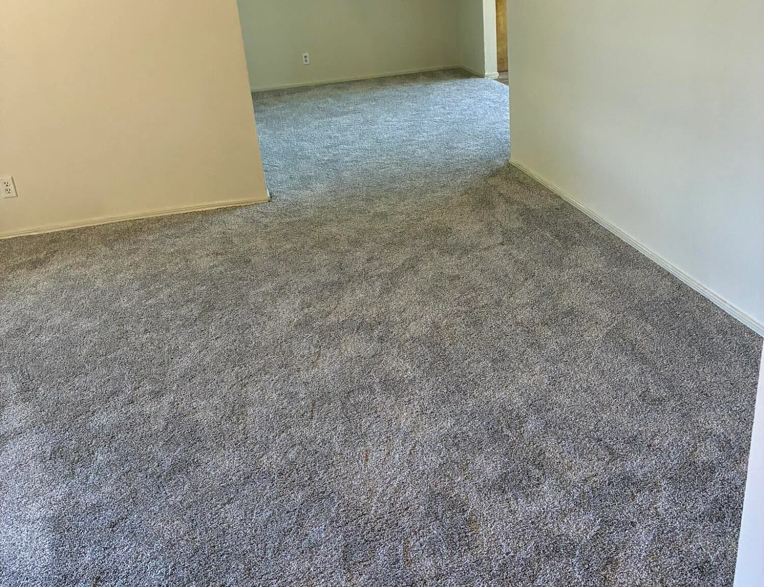 4 bed, 3.0 bath, 1983 sqft, $2,195 — Photo 4