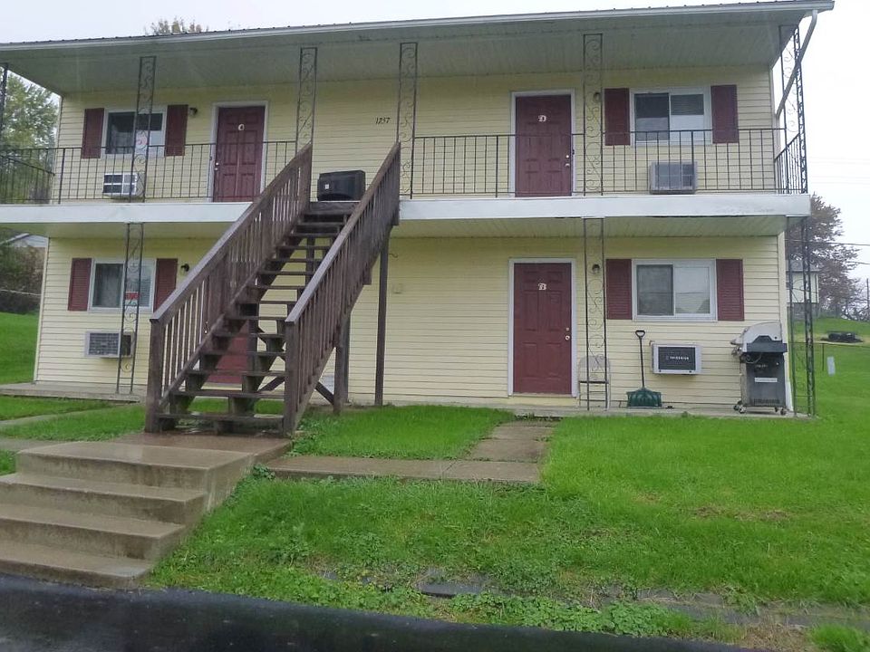 2nd image of 1257 Green Valley Dr