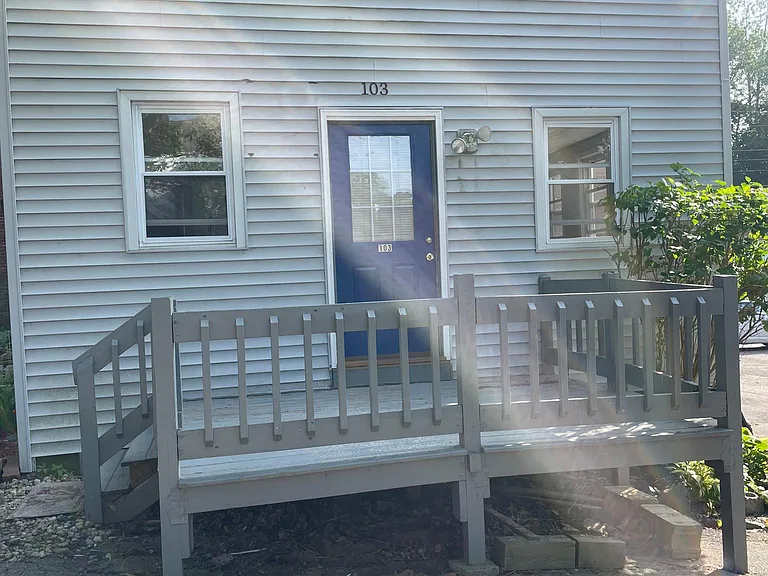 59 Pleasant St #103 — Photo 21