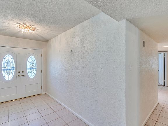 3rd image of 6205 Constellation Dr