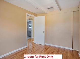 1528 Los Robles Blvd ROOM 1, Sacramento, CA 95838