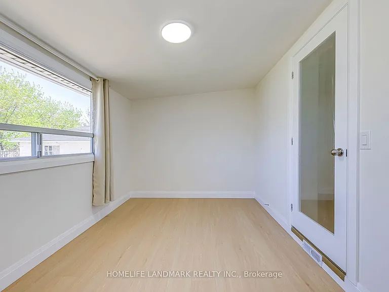 451 Sandmere Pl — Photo 19