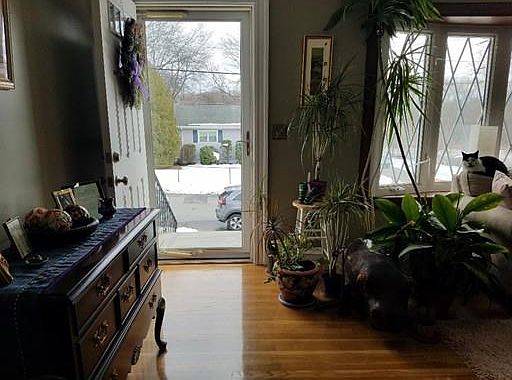 3rd image of 115 Carroll Pkwy