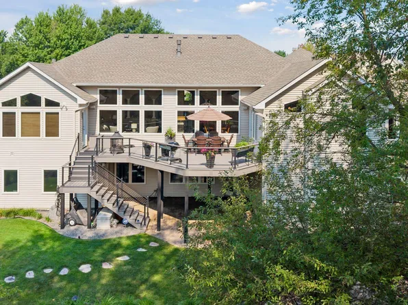 1360 Grace Dr, Eagan, MN 55123