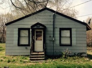 2127 N Hoffman Ave, Springfield, MO 65803