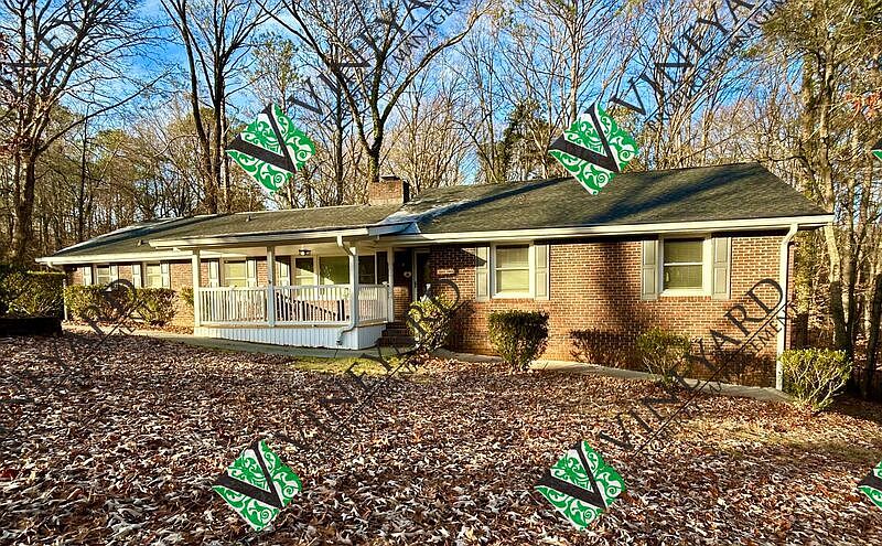 1st image of 261 Ridgeway Rd