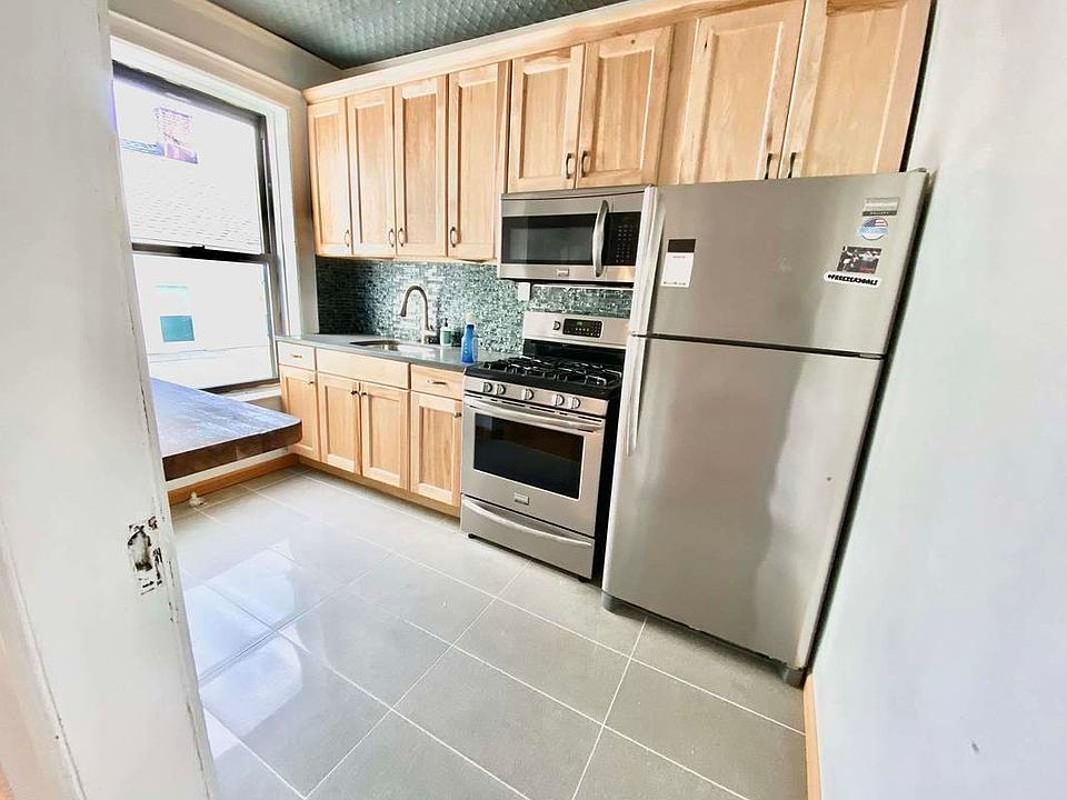 1st image of 31-64 42nd St #2R