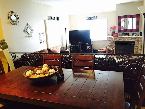 3rd image of 621 W Fletcher Ave Unit 13