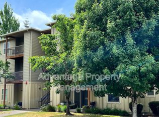 519 N Catron Pl #12, Monmouth, OR 97361