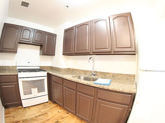 3rd image of 766 Union Ave #766-1A-1