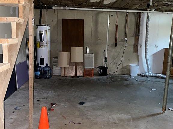 3rd image of 300 Princeton St