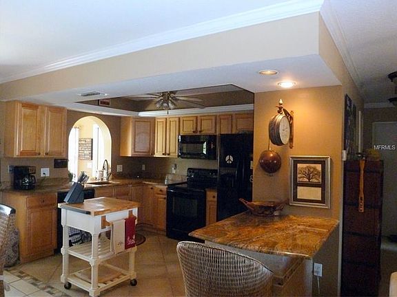 2nd image of 609 Palmetto Dr