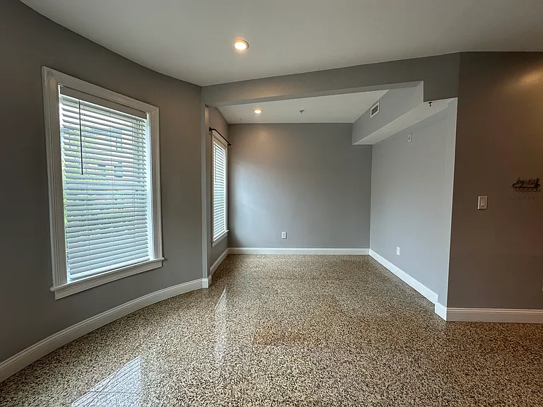 8 Bard Ave #2 — Photo 8