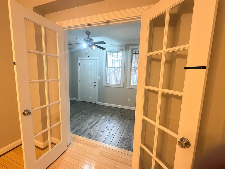 1246 Queen St NE #2 — Photo 25