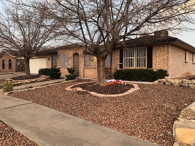 2nd image of 3100 Sea Breeze Dr