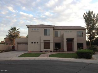 1045 E Oakland Ct, Gilbert, AZ 85295