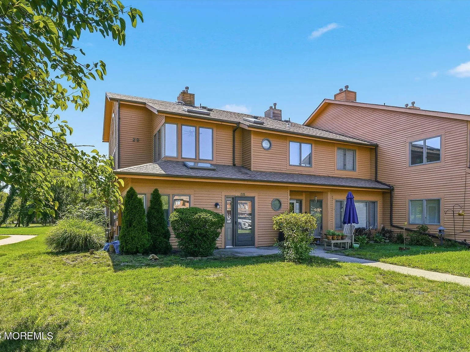 2 bed, $2,400 — Photo 1