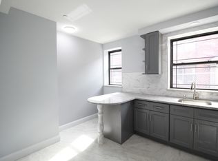 3626 172nd St #1R, Flushing, NY 11358