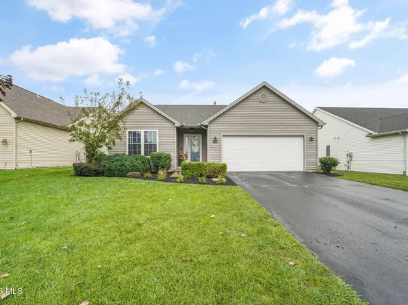 7018 Twin Lakes Rd, Perrysburg, OH 43551