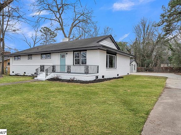 2nd image of 866 Pine Creek Dr