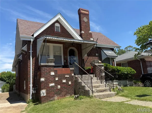 847 Catskill Dr, Saint Louis, MO 63125