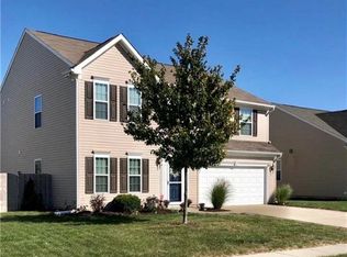 862 Bough St, Whiteland, IN 46184