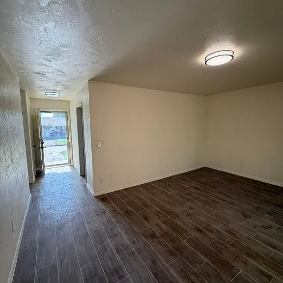 1400 Tanglewood Dr — Photo 18