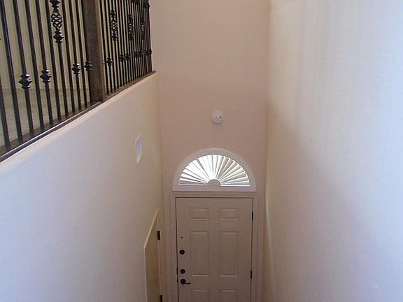 3rd image of 4764 E Red Oak Ln Unit 103