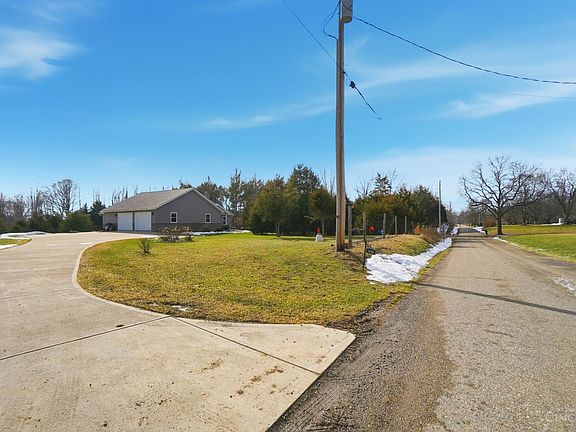 2nd image of 16362 McGuire Ridge Rd