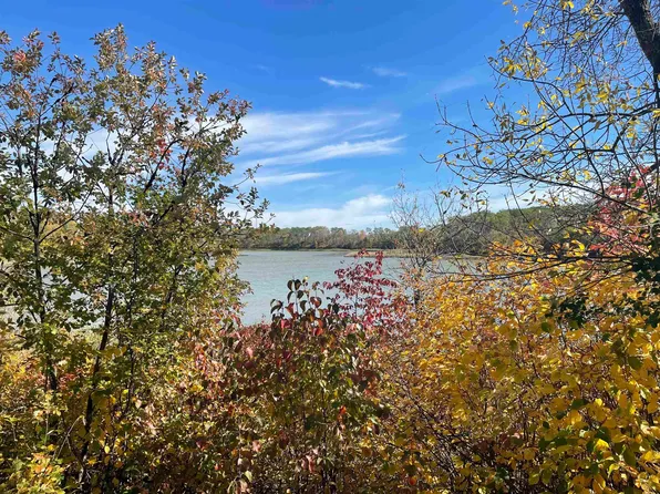 4 Hartley Shores Rd, Dunseith, ND 58329