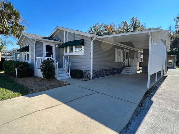2nd image of 13134 Grape Ave