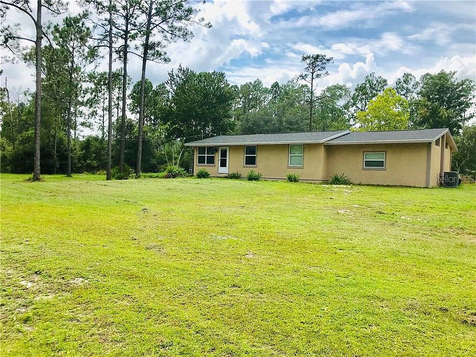 1st image of 375 Pine Woods Rd