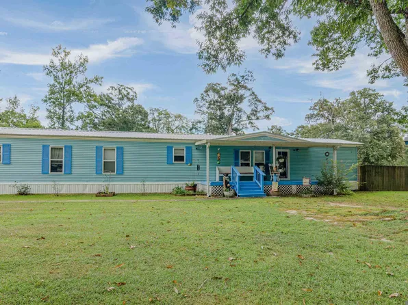 15250 E Beaver Dr, Pride, LA 70770