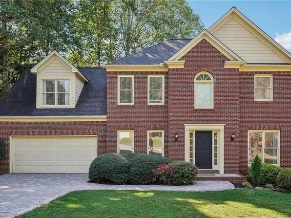 585 Summer Breeze Ct, Alpharetta, GA 30005