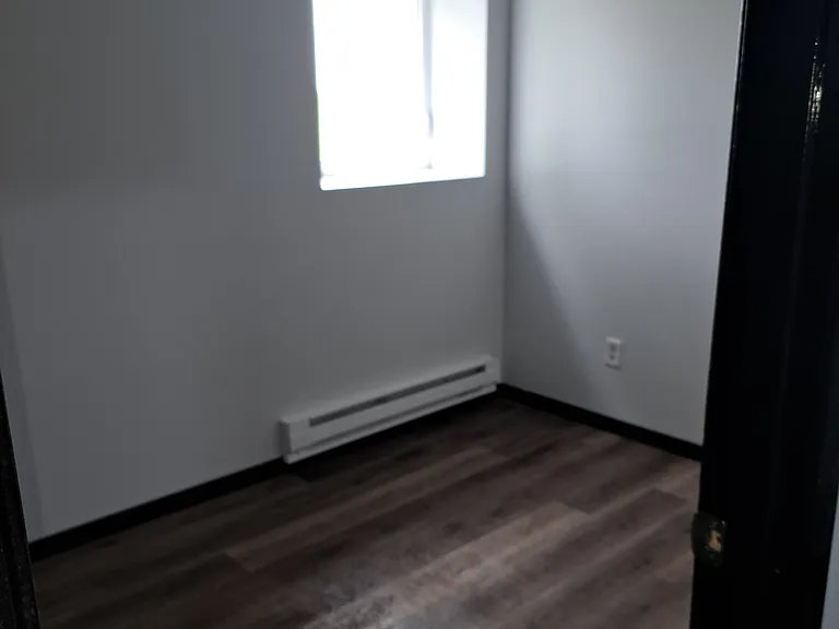 480 Park St E #1 — Photo 10