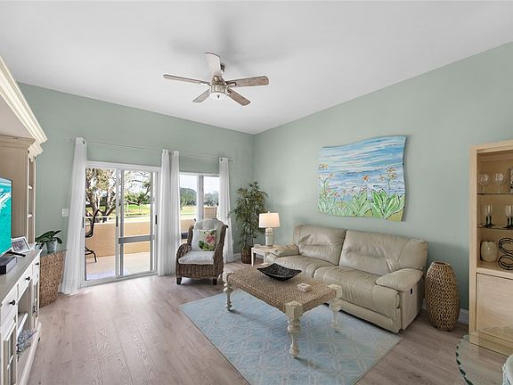 3rd image of 5060 Harmony Cir APT 202