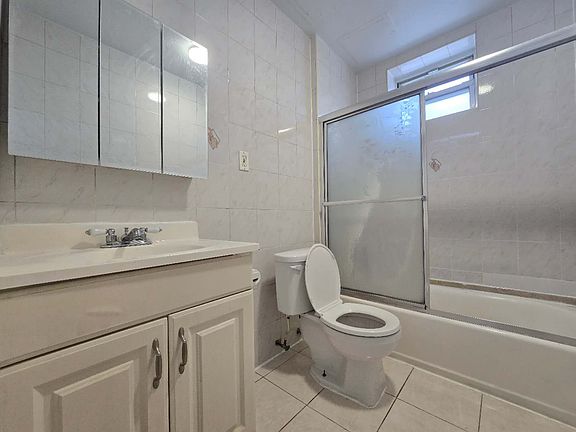 4th image of 7803 21st Ave #1F