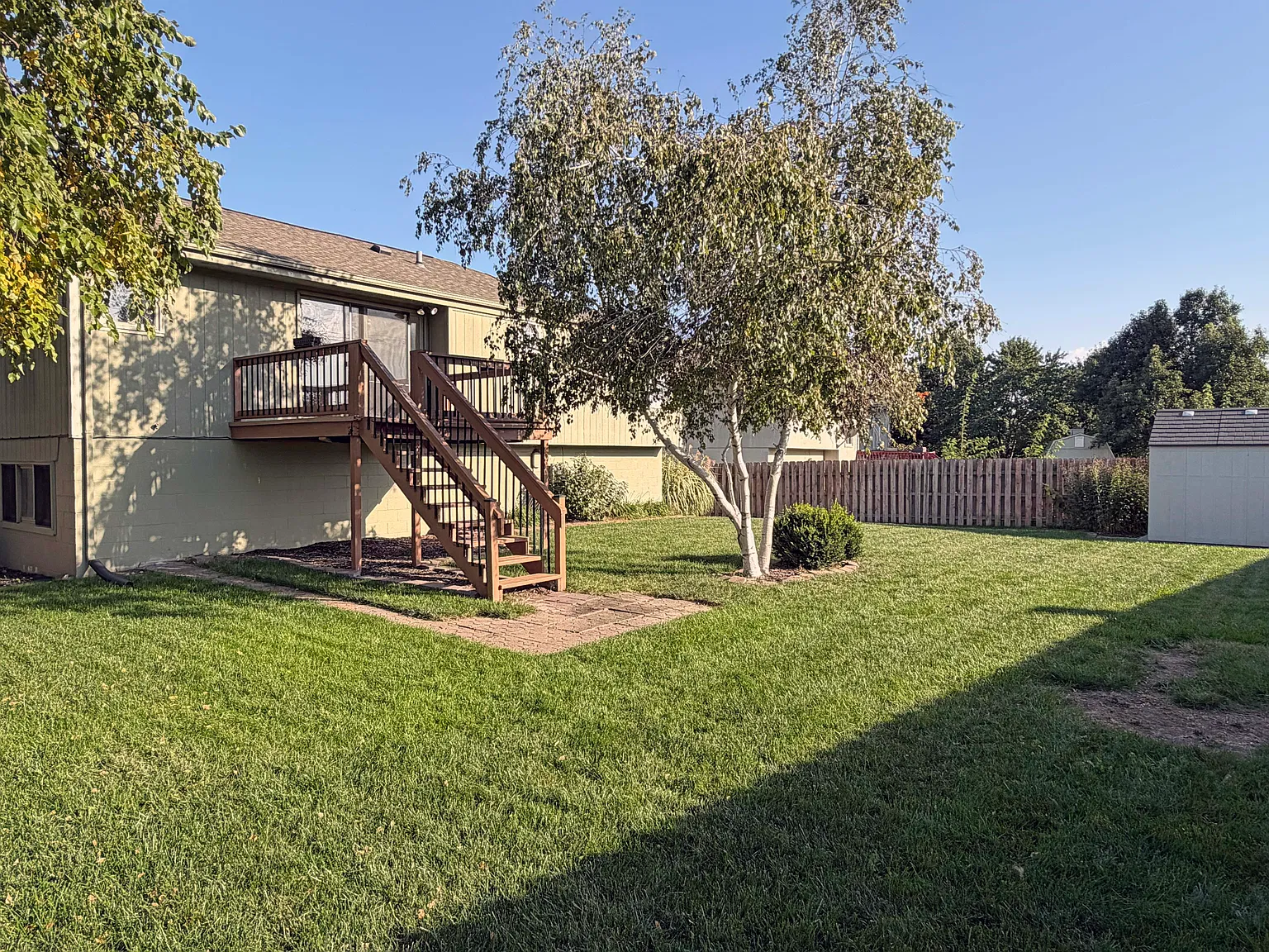 3 bed, 2296 sqft, $2,395 — Photo 4