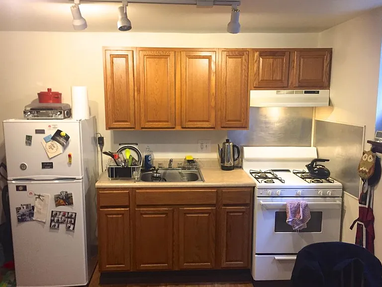 1220 E Columbia Ave #B — Photo 5