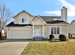 4310 N Country Ln, Wichita, KS 67220