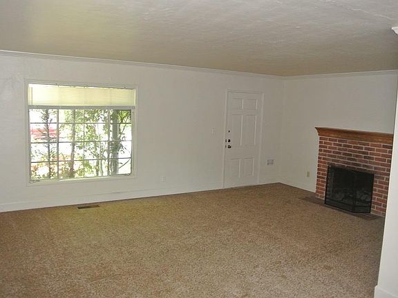 4th image of 617 52nd St