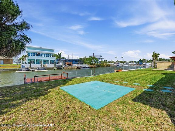 4th image of 4069 Gulfview Dr