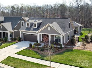 2011 Trailwood Dr, Matthews, NC 28104