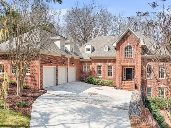 4247 Old Course Dr, Charlotte, NC 28277