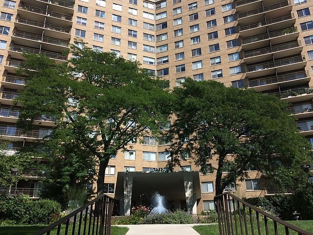 1st image of 7033 N Kedzie Ave APT 1711