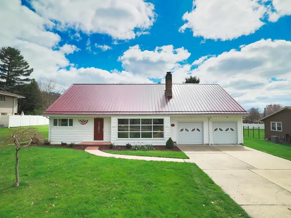 121 FAIRVIEW DR, New Martinsville, WV 26155