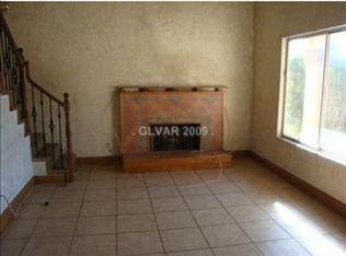 3748 Glow Dr, Las Vegas, NV 89115