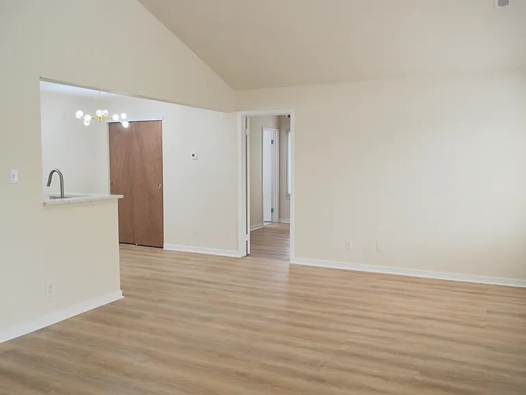 137 Heather Croft #137 — Photo 41